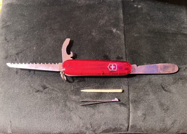 Victorinox Junior Messer – Rot & Blau, doppelt dezentral! – Bild 3