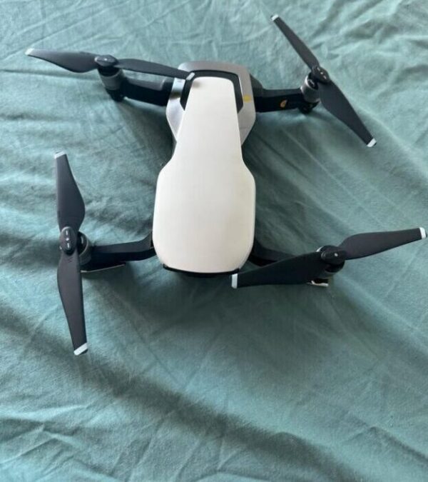 DJI Mavic Air Fly More Combo – Drohne mit Zubehör