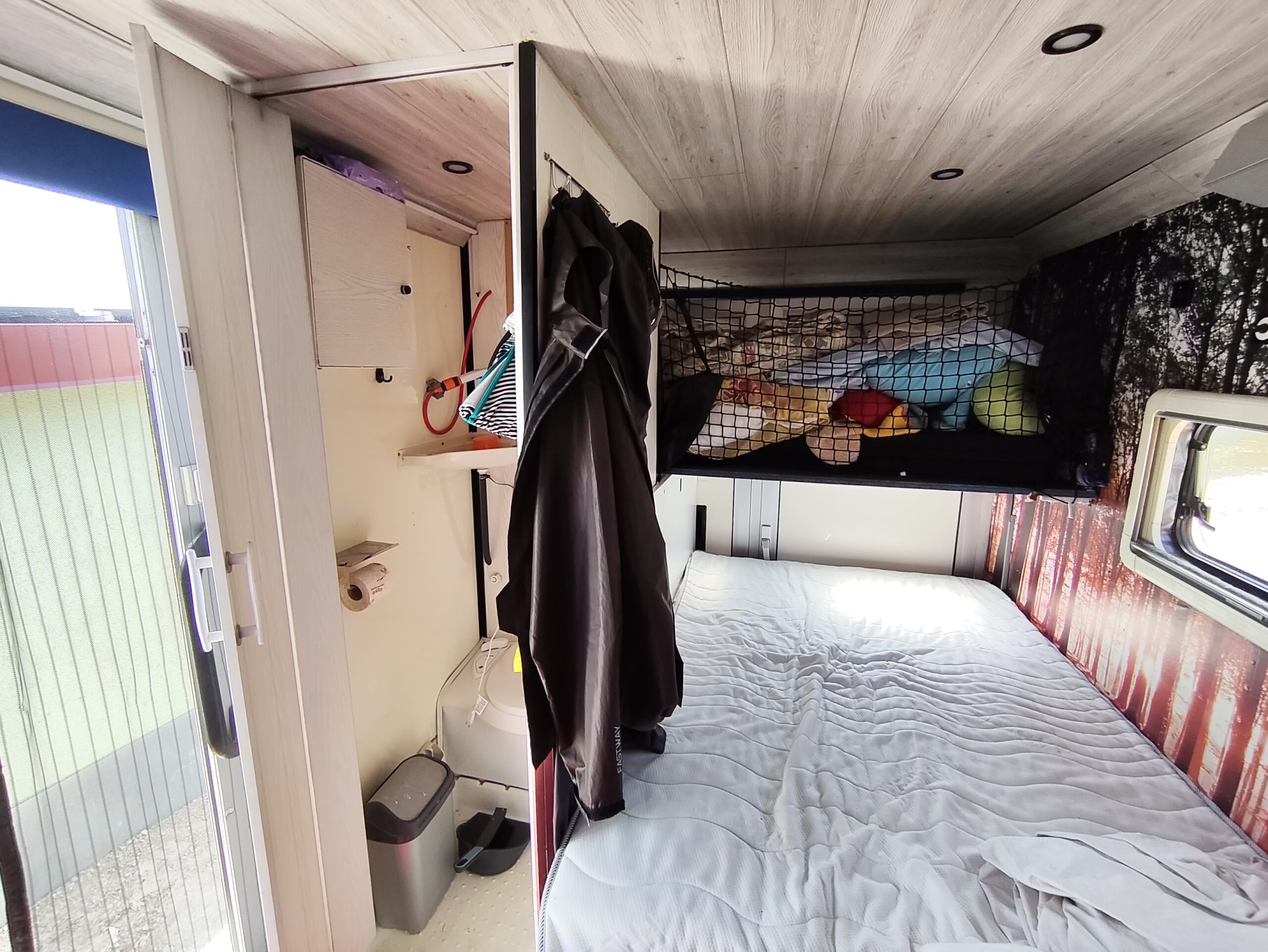 Mercedes Sprinter Rettungswagen - Wohnmobilumbau – Bild 6