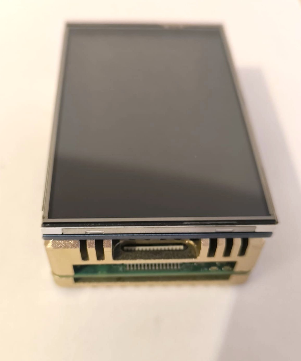 Raspberry Pi 4 * 8GB + Golden Heatsink + LCD Display inkl. DHL Versand – Bild 4