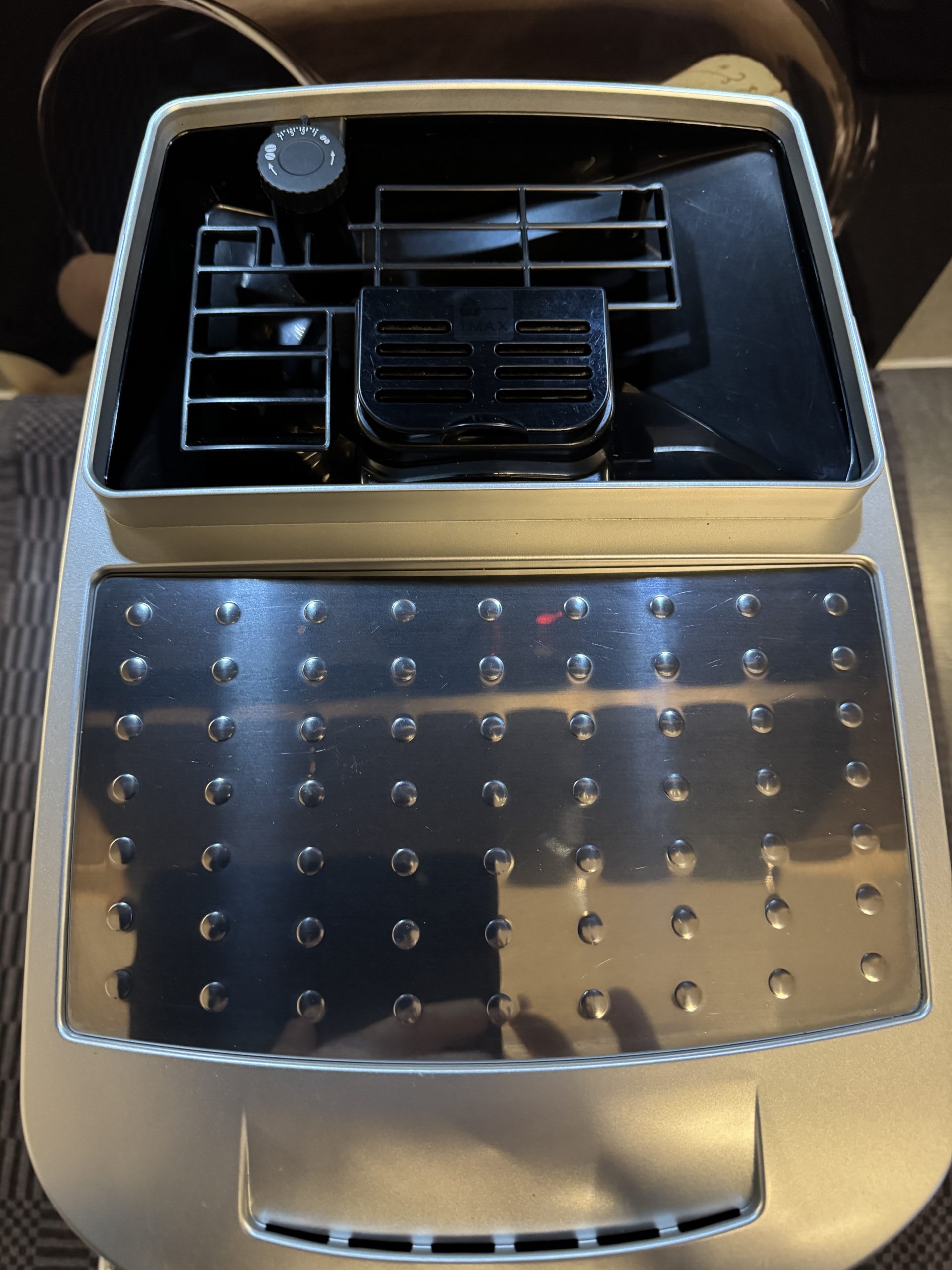 DeLonghi Magnifica S ECAM 22.110 SB Kaffeevollautomaten in silber – Bild 4