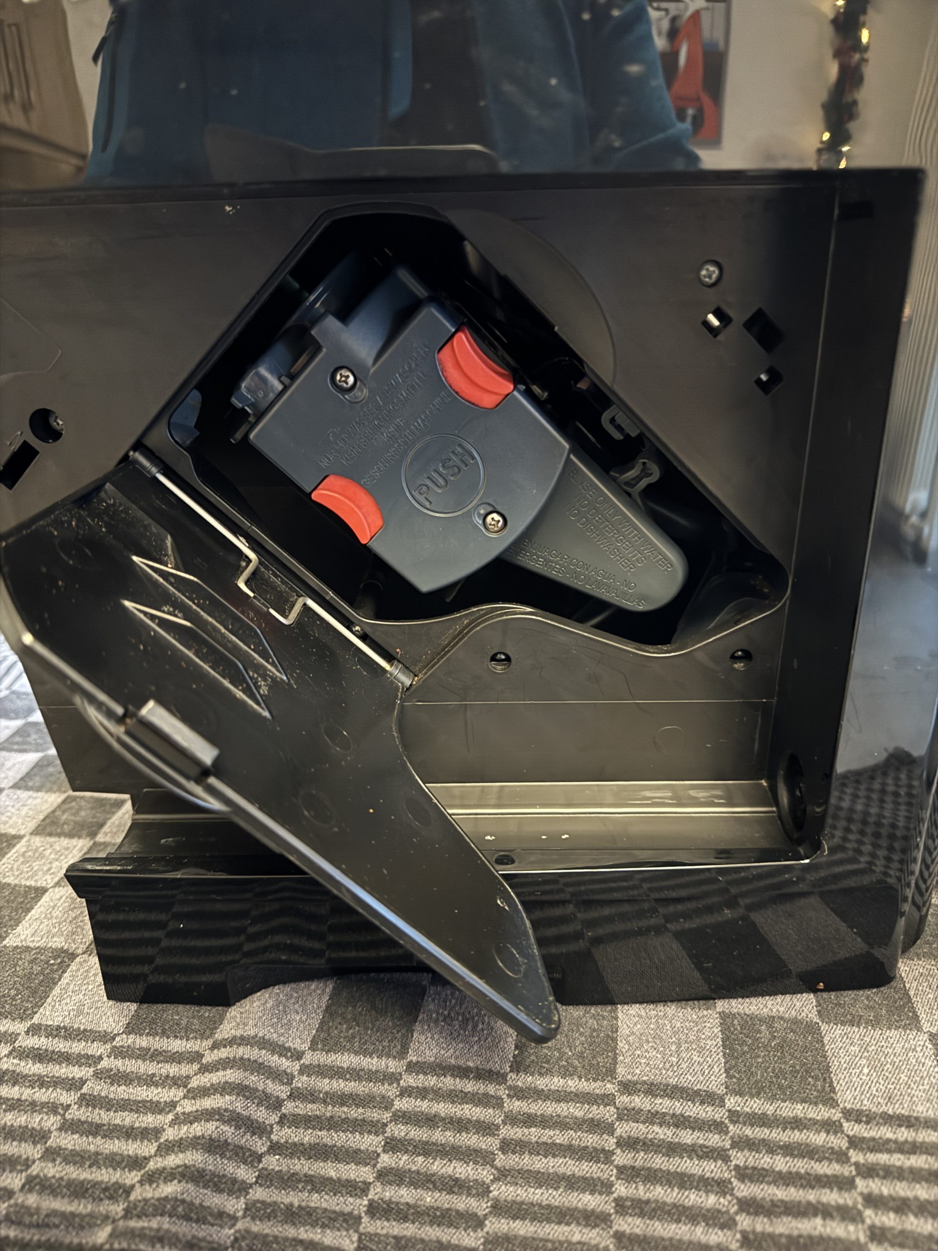 DeLonghi Magnifica S ECAM 22.110 SB Kaffeevollautomaten in silber – Bild 6