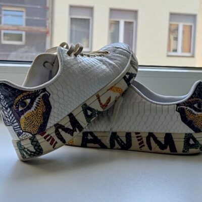 Bunte Desigual Sneaker | Größe 39 | Weiß Schlangenmuster | Damen