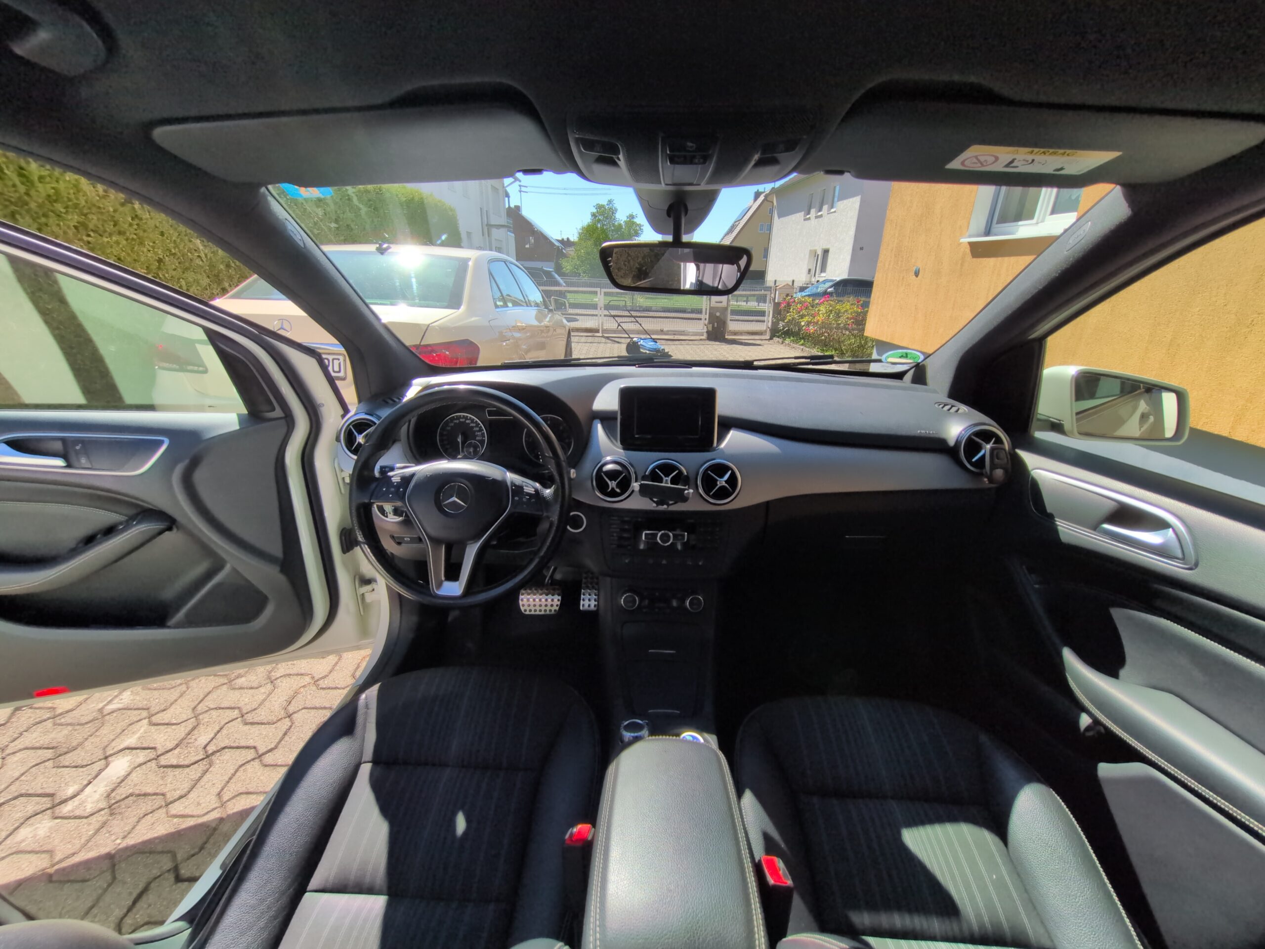 Mercedes-Benz B 200 CDI – gepflegtes Fahrzeug aus zweiter Hand – Bild 8