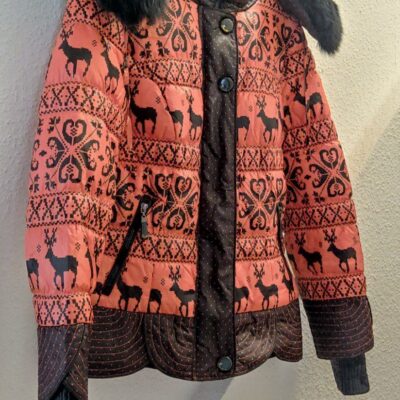 Daunenjacke mit Rentier Muster | Größe 38 M | Winter Jacke Damen
